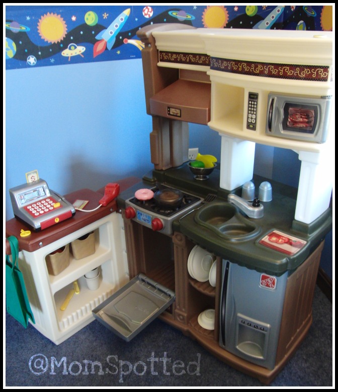 $200 Step2 Fresh Market Kitchen Review & Giveaway! Great For Both Boys ...