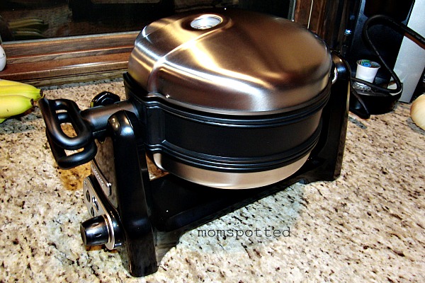 Vie reb Ruddy Kitchenaid Pro Line Series Waffle Baker Review - Mom Spotted