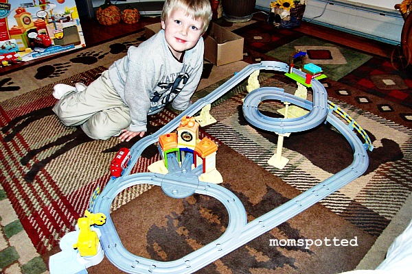 Chuggington All Around Train Set Review Giveaway 80 Value Mom Spotted