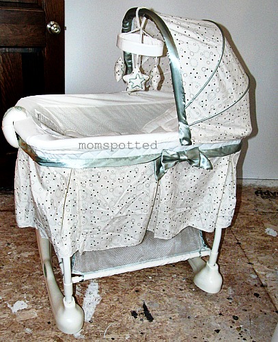 kolcraft rocking bassinet