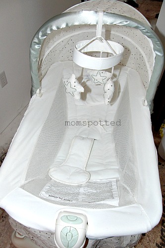 kolcraft bassinet cuddle n care