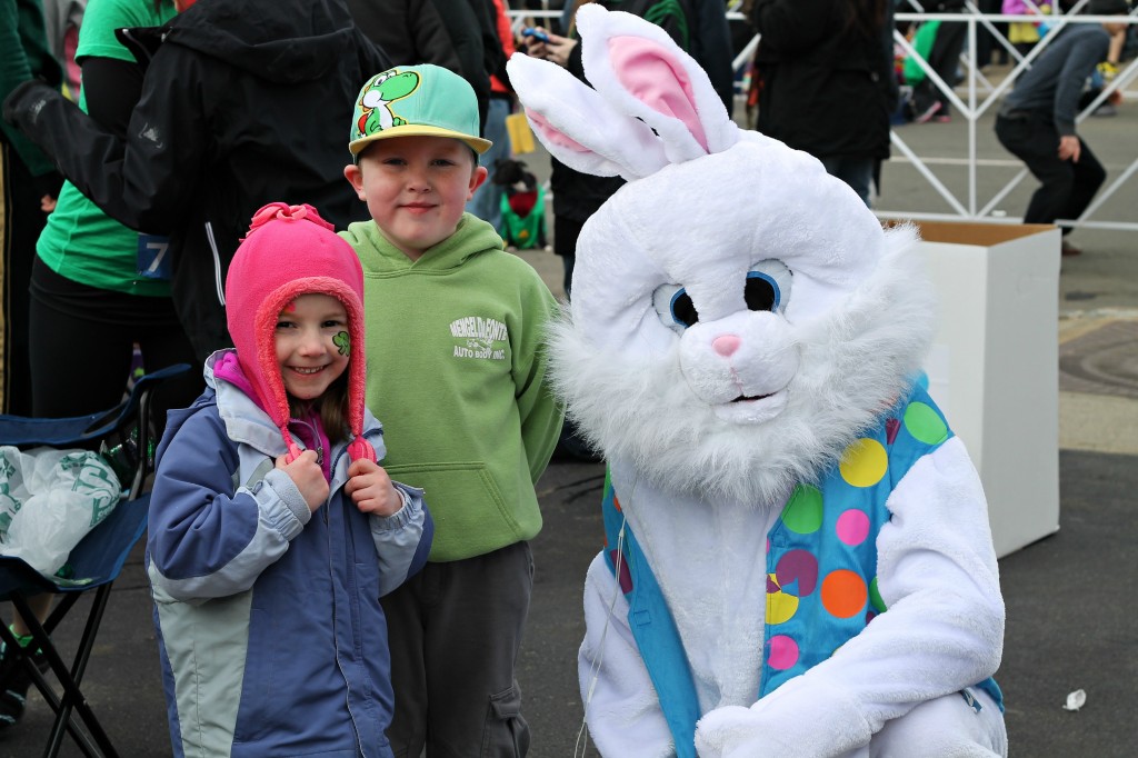 Holyoke, Massachusetts St. Patrick's Day Road Race #momspotted