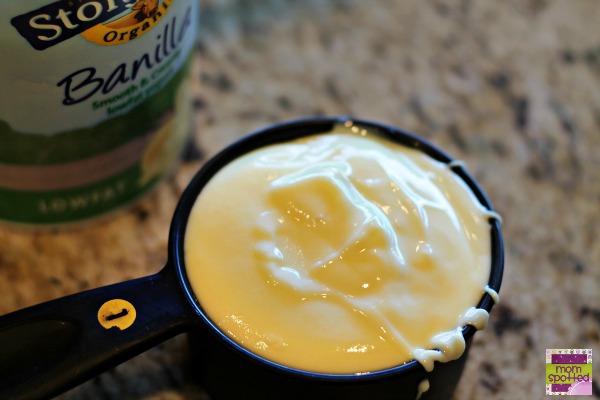 Stonyfield Banilla Organic Yogurt