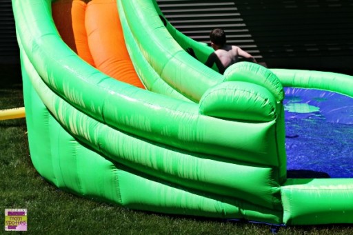 BounceHousesNow Gator Island Water Slide by Blast Zone #Review