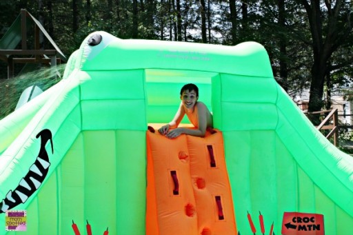 BounceHousesNow Gator Island Water Slide by Blast Zone #Review