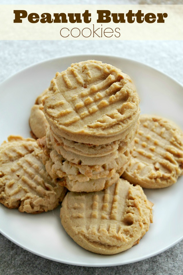 The Best Peanut Butter Cookies #Recipe #momspotted