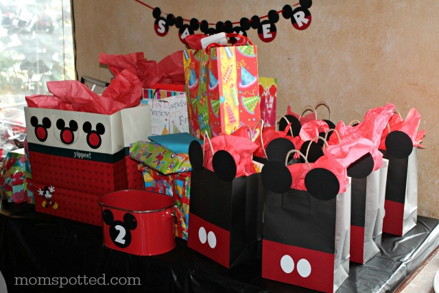 Mickey Mouse Minnie Mouse Goody Gift Bags Mickey Mouse and Minnie Mouse  Goody Gift Bags Favors Bags Treat Bags Kids Birthday Party Supplies |  MakerPlace by Michaels