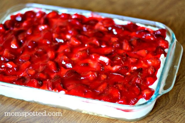 Strawberries and Cream Cheesecake Dessert Recipe