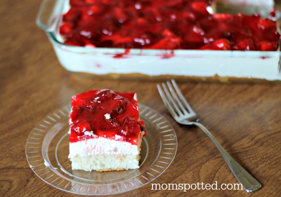 Strawberries and Cream Cheesecake Dessert Recipe