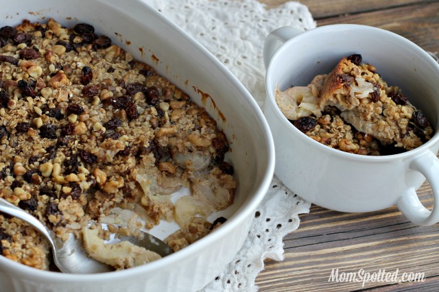 Banana Nut Raisin Oatmeal Breakfast Bake! #Recipe