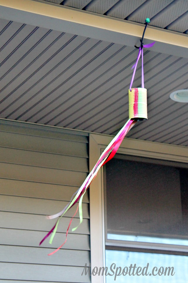 Kids Wind Sock {DIY Soup Can Craft} #FunCraftsWithMom