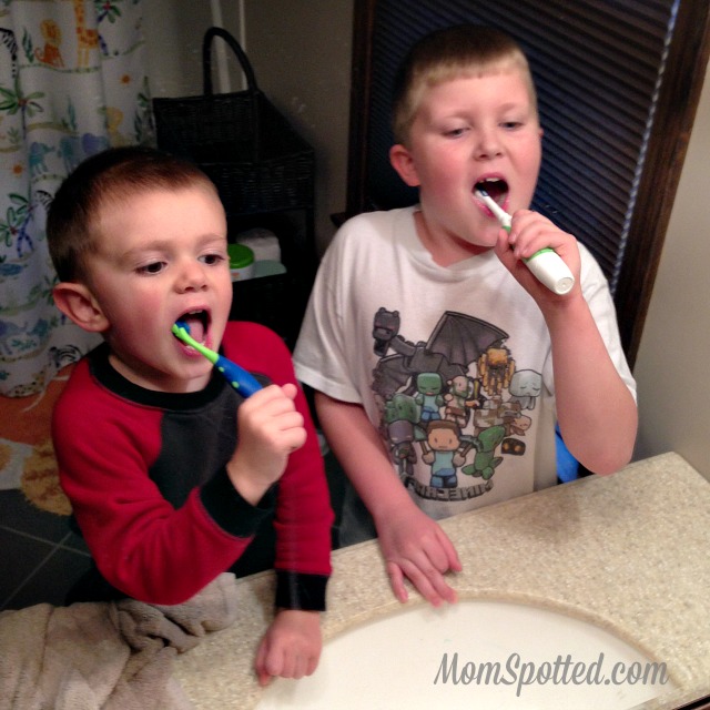 Sawyer & Gavin brushing their teeth