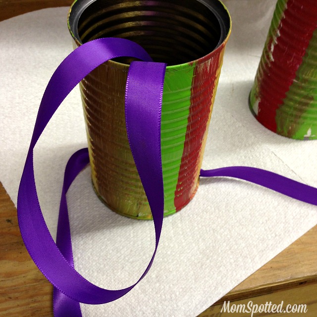 Kids Wind Sock {DIY Soup Can Craft} #FunCraftsWithMom