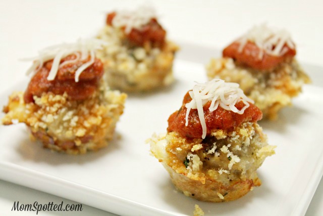 Chicken Parm Meatball Poppers Appetizer Recipe found on momspotted.com #NewTraDish
