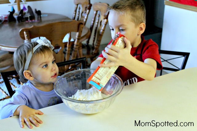 Betty Crocker Holiday Baking