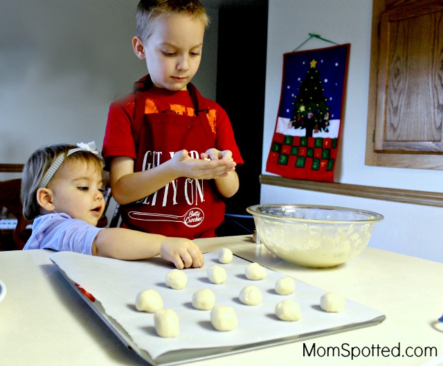 Betty Crocker Holiday Baking