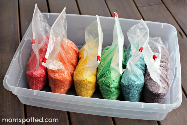 Make Your Own Rainbow Rice for Sensory Play {Fun Crafts With Mom}