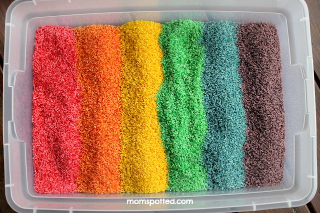 Make Your Own Rainbow Rice for Sensory Play {Fun Crafts With Mom}