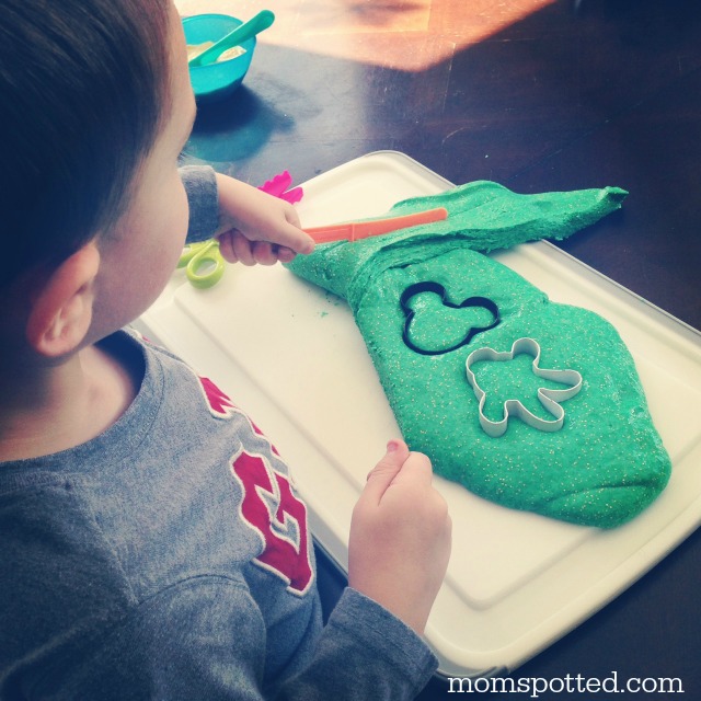 Make some fun, gooey Green Sparkle Leprechaun Slime in celebration of St. Patrick's Day with your toddler or preschool kids! Great summer science fun!