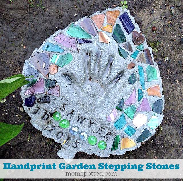 Handprint Garden Stepping Stones You Can Make Yourself {Fun Crafts With Mom} #FunCraftsWithMom