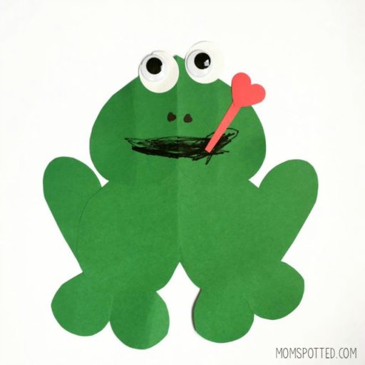 Heart-Shaped Frog Valentine Craft for Kids - Mom Spotted