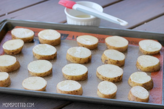 Quick and Easy Cheesy Potato Skin Bites