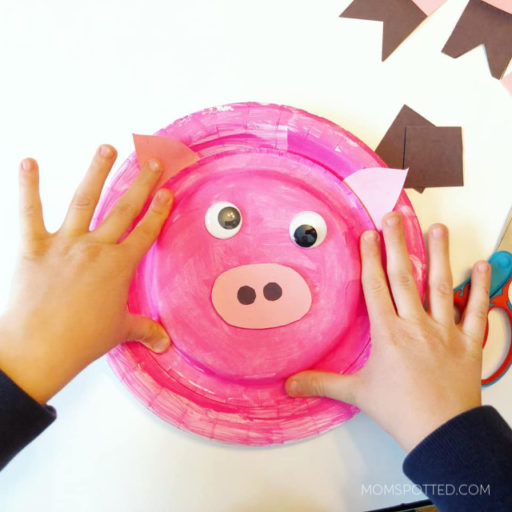 This Chinese New Year Make This Pig Paper Plate Craft - MomSpotted